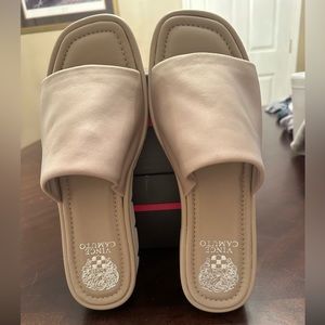Vince Camino Abrelyn Sandals, Size 9.5 M, Ash Taupe in Color